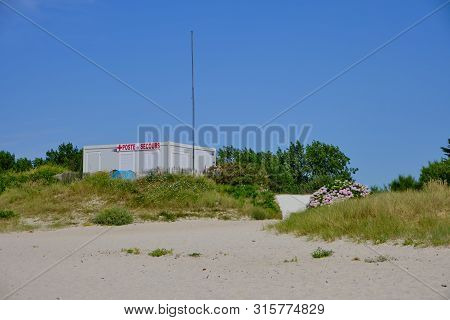 Sainte-marine, Brittany, France - July 05, 2019: Closed Rescue Station At The Beach Of Sainte-marine