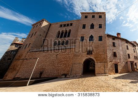 View Ot The Venetian Palace Called Soardo - Bembo Castle In Valle - Bale, Istria. Croatia