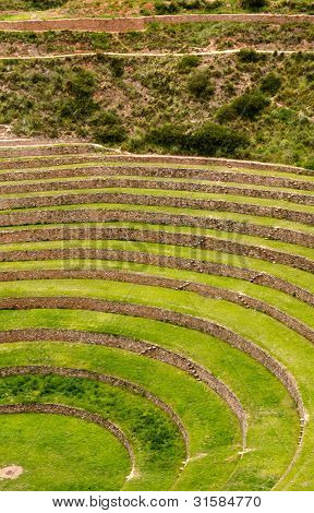 Körkörös mezőgazdasági Inca teraszokra Moray, Peru