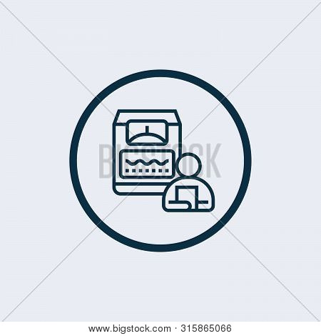 Heart Rate Surgery Device Icon. Isometric Of Heart Rate Surgery Device Vector Icon For Web Design Is
