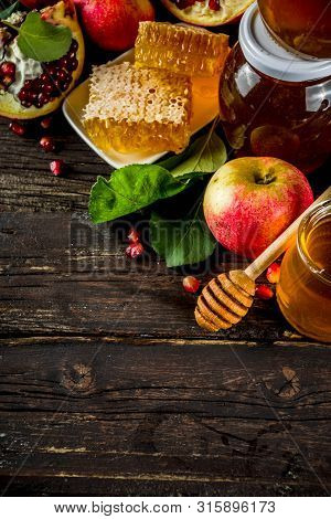 Rosh Hashanah Celebration Background