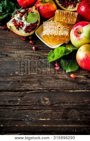 Rosh Hashanah Celebration Background
