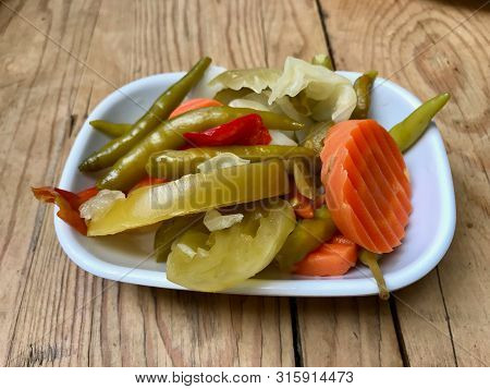 Turkish Pickles Pickled Green Pepper, Carrot And Cucumber In Bowl.