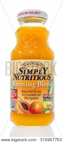 Winneconne, Wi - 21 July 2019 : A Bottle Of R W Knudsen Simply Nutritious Morning Blend Fruit Juice 