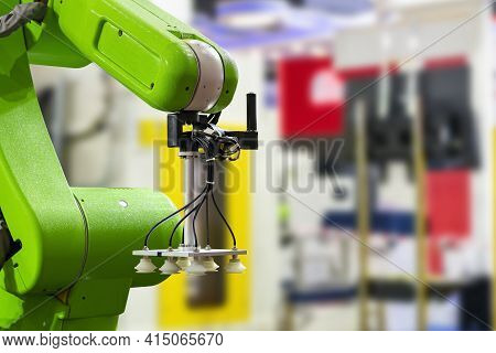 Close Up Precision Robot Arm And Automatic Vacuum Or Suction Cup For Pick - Place Transport Various 