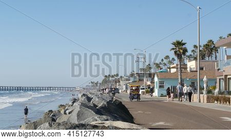 Oceanside, California Usa - 16 Feb 2020: People Walking Strolling On Waterfront Sea Promenade, Beach