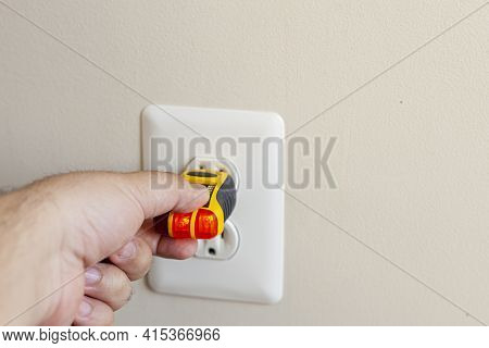 Electrical Outlet Tester Also Known As Plug Tester Is A Small Device That Is Used To Confirm Proper 