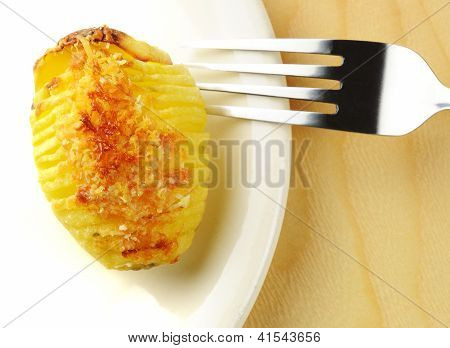 Ristede Hasselback kartoffel