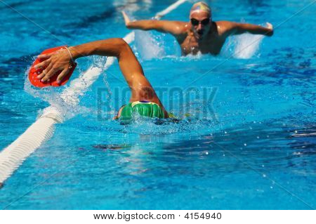 Schwimmer Ausbildung im pool