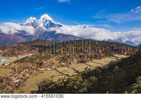 Nepal, Sagarmatha National Park, Kantenga Mount In Himalayas.