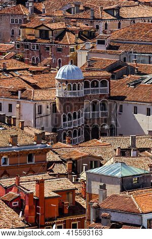 Palazzo Contarini del Bovolo in Venice Italy - architecture background