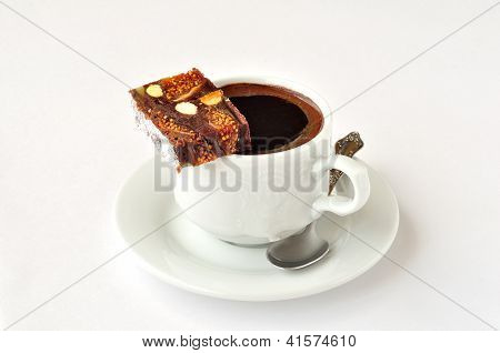 Šálek kávy s Panforte