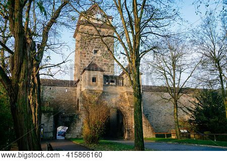 Parkanlage Garden Park Near Galgentor, Old Town Fortification, Gothic Stone Tower And City Walls At 