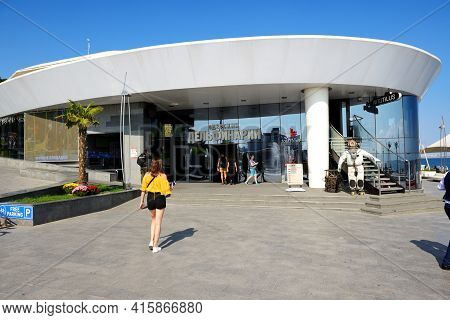 Odesa, Ukraine - September 25: The Entrance To Nemo Odessa Dolphinarium. It Is Located On Lanzheron 