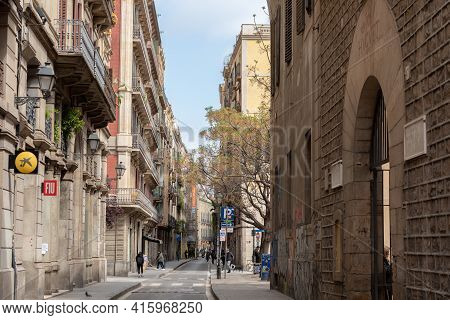 Barcelona, Catalonia: 2021 April 6: Houses In The Streets Of The El Raval Neighborhood In The City O