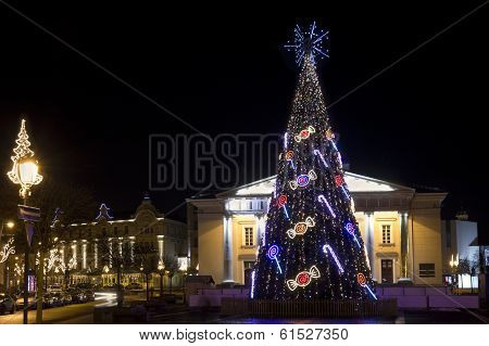 Christmas Night In Old Town