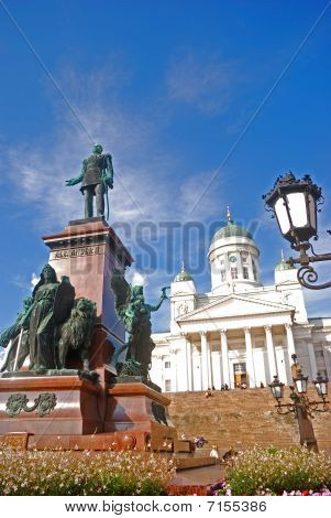 II. Alexander en de Tuomiokirrko-kathedraal, Helsinki, Finland