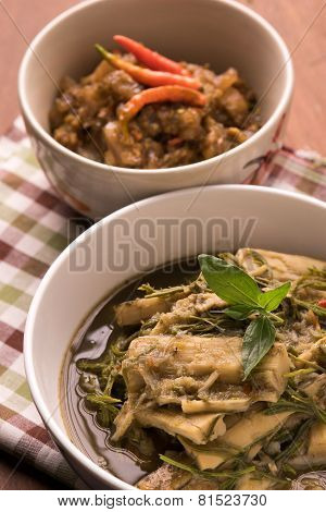 Bamboo Shoot Soup With Chili Tamarind Dipping Sauce