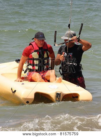 Kitesurfing