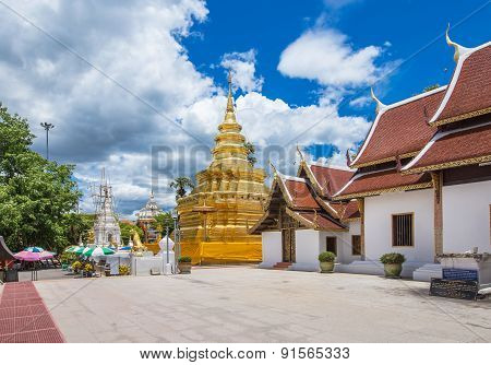 Chiang Mai, Thailand. Wat Phra That Sri Chom Thong Temple.