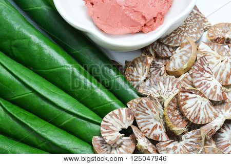 Thai set of old style gum and betel leaf