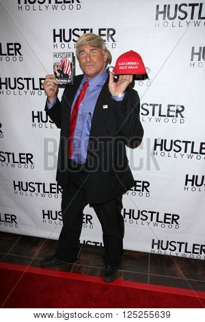 LOS ANGELES - APR 9:  Evan Stone at the Hustler Hollywood Grand Opening at the Hustler Hollywood on April 9, 2016 in Los Angeles, CA