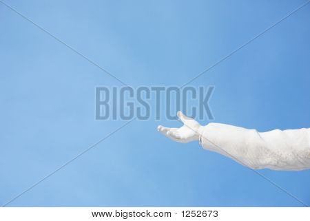 손과 하늘