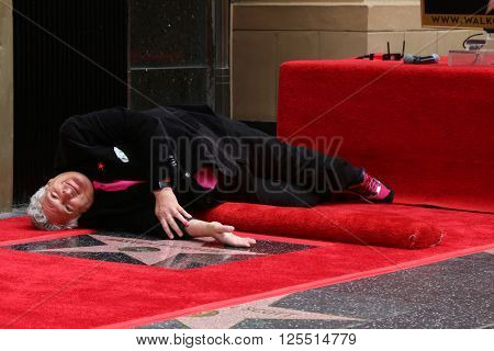 LOS ANGELES - APR 11:  Harvey Fierstein at the Harvey Fierstein and Cyndi Lauper Hollywood Walk of Fame Ceremony at the Pantages Theater on April 11, 2016 in Los Angeles, CA