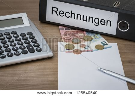Rechnungen Written On A Binder