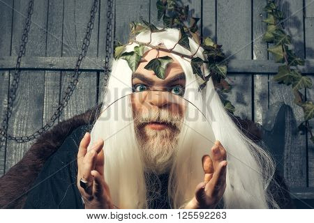 Zeus With Magnifier