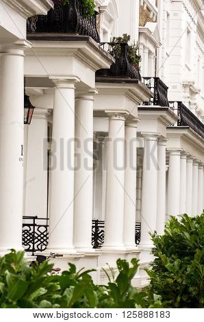 A Lots Of Columns