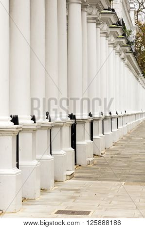 A Lots Of Columns