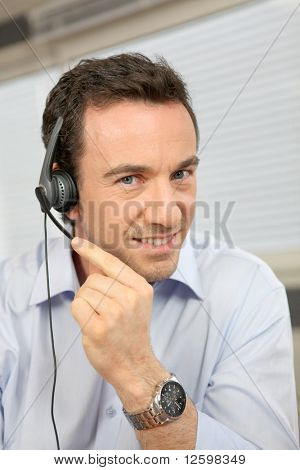 Porträt von einem Teleagenten