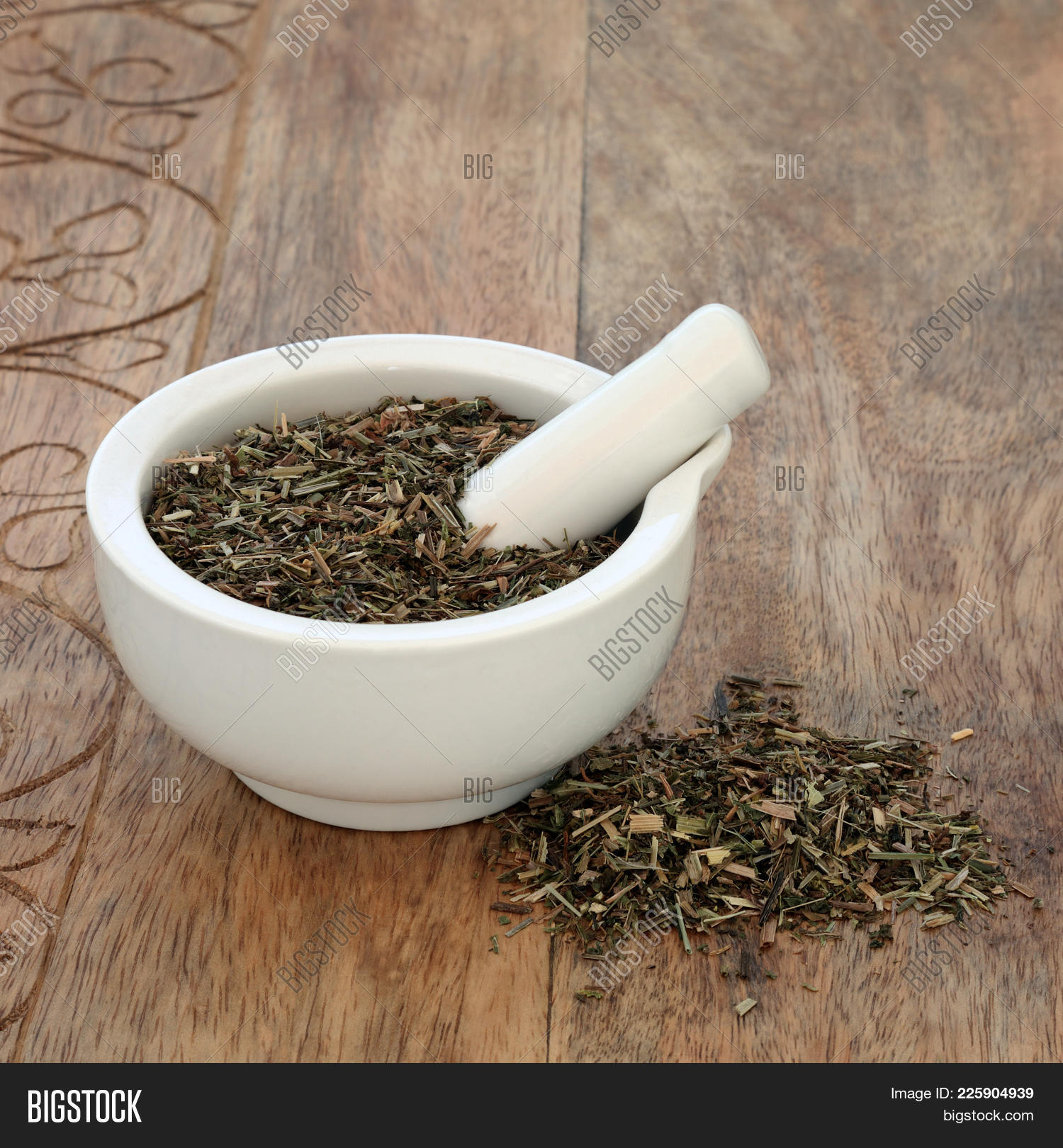 Cleavers Leaf Herb Image & Photo (Free Trial) Bigstock