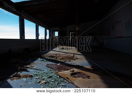 abandoned restaurante near lourinha, north lisbon (Portugal)