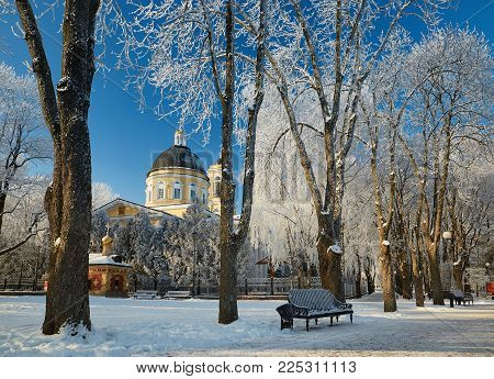 Gomel, Belarus - January 23, 2018: Peter And Paul Cathedral In The City Park In Icy Frost.
