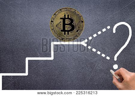 The graph  and arrows depicting growth or fall of profits of bitcoin