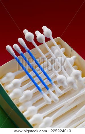 Box With Swabs, Cotton Swabs For Makeup, Cosmetic, Accessories Ear Cleaning, Cotton Swab Stick Buds 