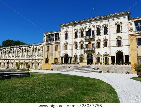Piazzola Sul Brenta / Padua, Veneto, Italy - August 13, 2016: Villa Contarini, Famous And Historic V