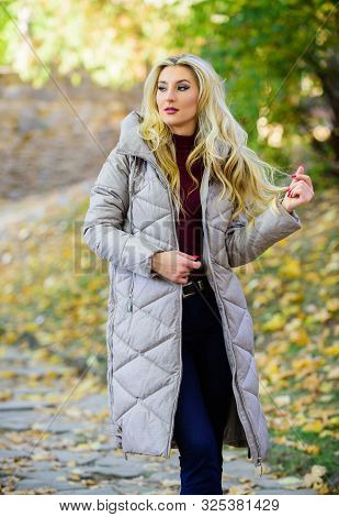 Jacket Everyone Should Have. Oversized Jacket Trend. How To Rock Puffer Jacket Like Star. Puffer Fas
