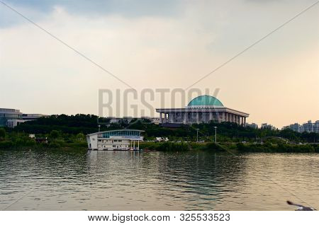 National Assembly In Seoul In The Evening