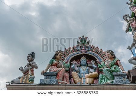 Singapore - March 22, 2019: Sri Mariamman Hindu Temple On South Bridge Road. Closeup Of Niche Of Blu