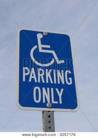 Cartello parcheggio handicap