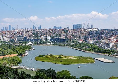 Eyup,istanbul,turkey-june 9,2019. Pierre Loti Hill Located In Eyup District Of Fatih On European Sid