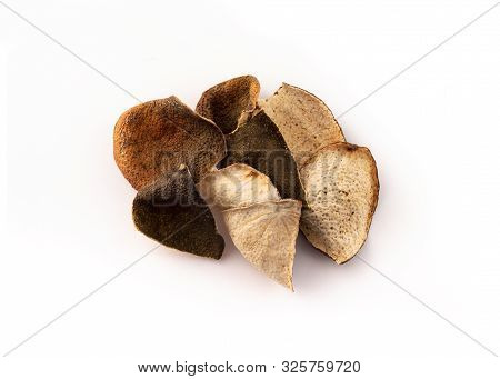 dried mandarin peel - chenpi - traditional cooking ingredients