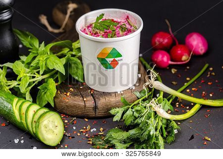 Russia St. Petersburg Greenbox 01102019 Beetroot Soup With Beets, Fresh Cucumbers, Greens, In Cardbo