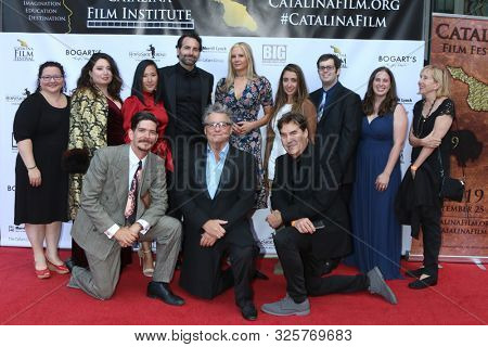 LOS ANGELES - SEP 28:  Kevin Makely, Mira Sorvino, Badland Cast and Crew at the 2019 Catalina Film Festival - Saturday at the Catalina Bay on September 28, 2019 in Avalon, CA