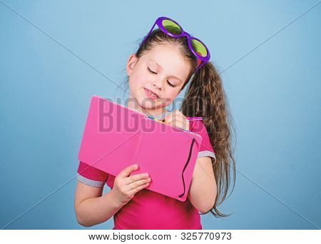 Hobby And Leisure Top Funny Books To Read Beach Reads For Summer Child Likes Reading Book