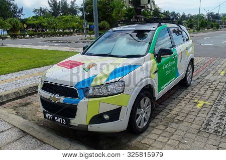 Labuan,malaysia-oct 4,2019:view Of The Google Maps Or Google Street View Car With 360° Camera On The