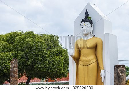 Buddha Statue At Wat Phra Si Rattana Mahathat Also Colloquially Referred To As Wat Yai Is A Buddhist